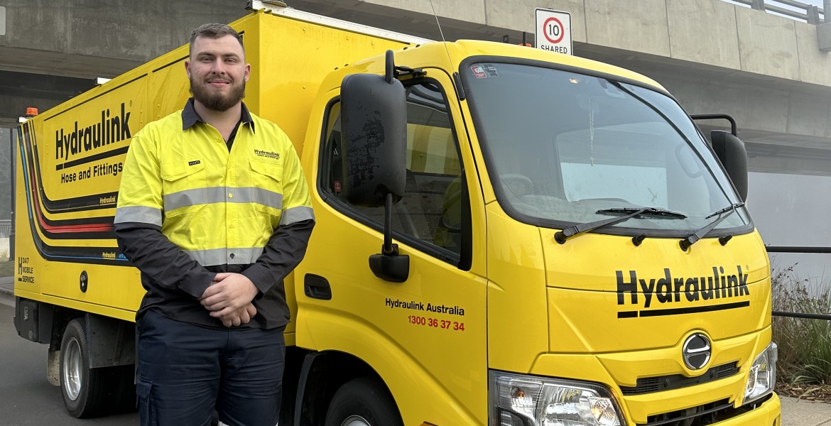 National Hydraulink network launches Mat on his own road to success  with new Hawkesbury franchise
