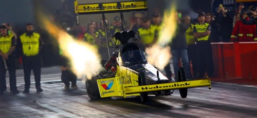 Hydraulink Jim Read Racing “Best Under Pressure” with a 522.62 kph 3.72 sec Australian record top fuel pass